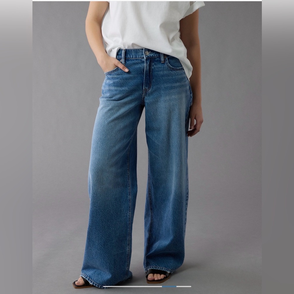 AE low rise baggy loose fit jeans